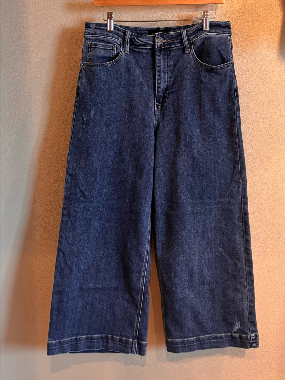 High-Rise Wide Leg Ankle Jeans in Dark Blue